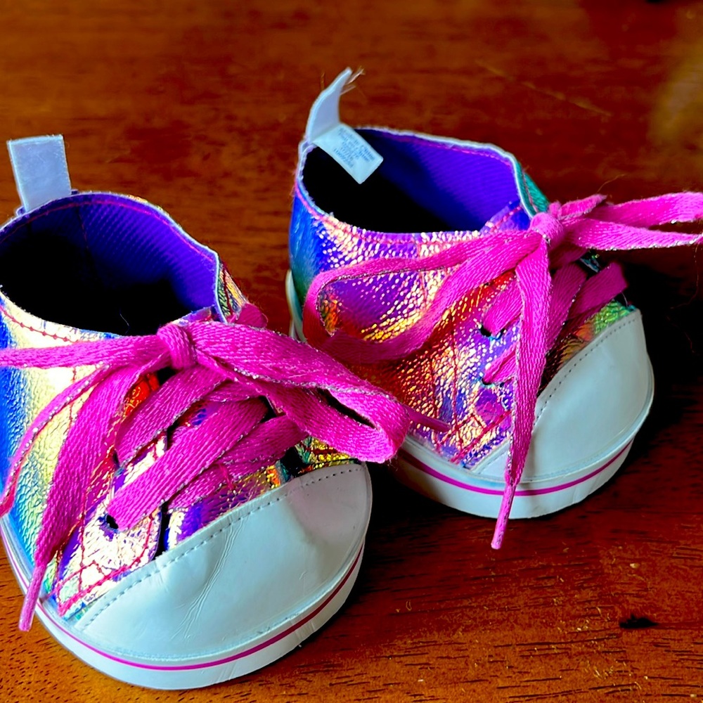 BUILD A BEAR WORKSHOP Purple Pink Rainbow Iridescent Color Change Tennis Shoes